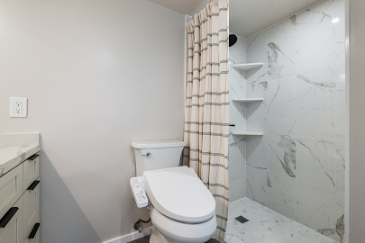 Modern bathroom w/ Walk-in Shower and Bidet Toilet